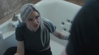 Kenzie Taylor bathtub blowjob porn video